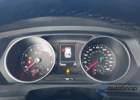 2018 Volkswagen Tiguan 2.0T Se/2.0T Sel z USA, uszkodzony, nr VIN 3VV2B7AX4JM219843